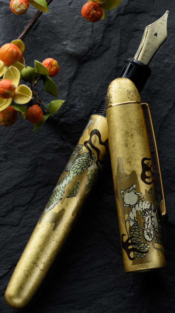 Platinum 3776 Century Kanazawa Gold Leaf Ascending Dragon fountain pen