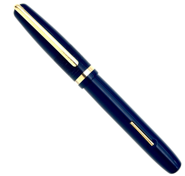 Moore Fingertip Starlight Blue fountain pen