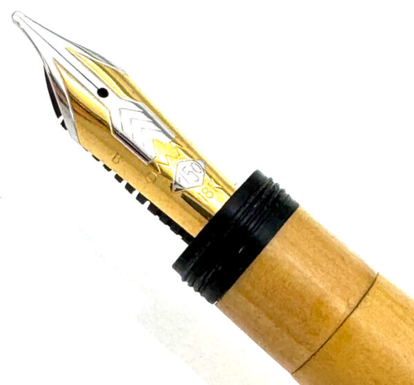 OMAS Ogiva Legni Pregiati Precious Wood Yew fountain pen