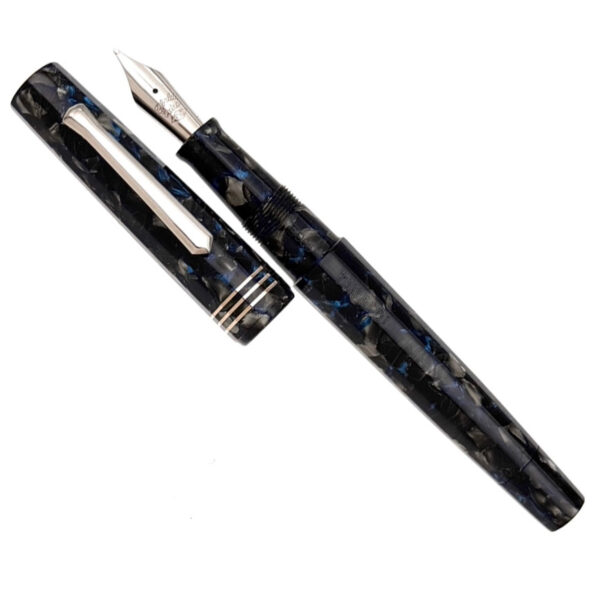 Tibaldi Impero Limited Edition fountain pen uncapped