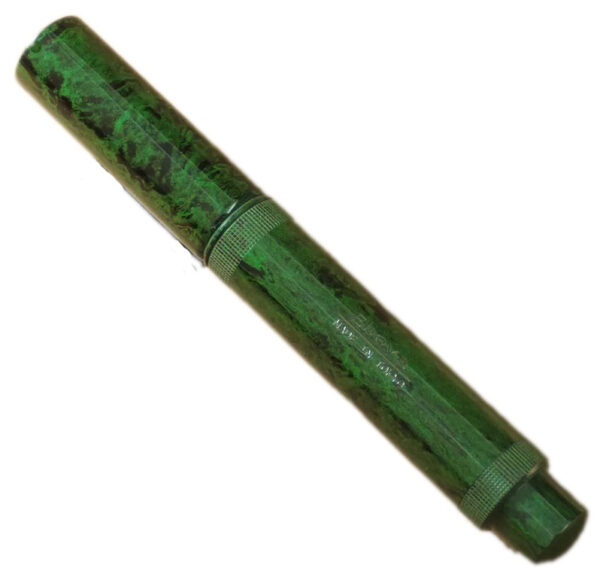 Eboya Kyouka Large Kunpuu Green fountain pen