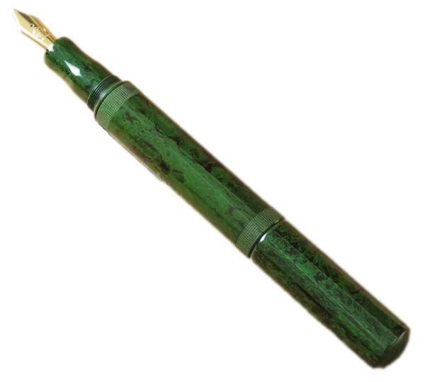 Eboya Kyouka Large Kunpuu Green fountain pen