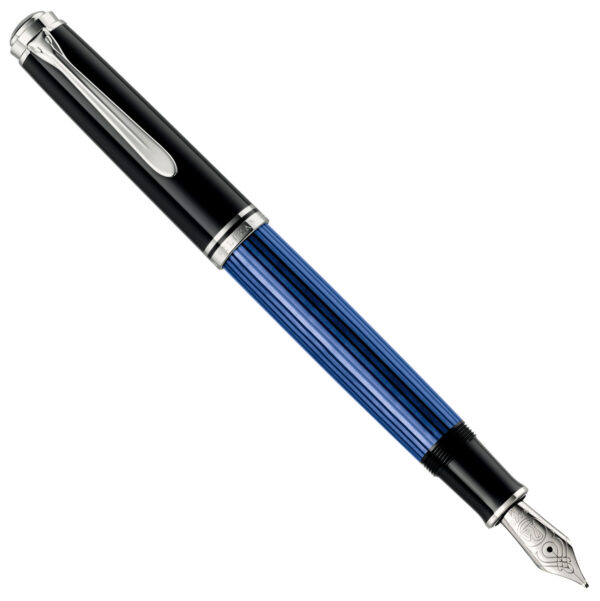 Pelikan Souveran M805 Black Blue uncapped
