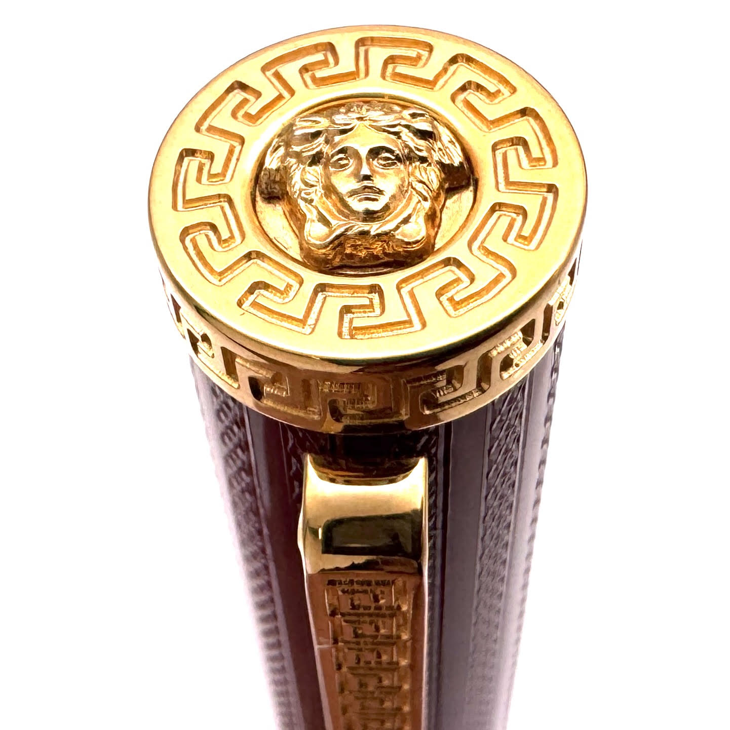 OMAS for Gianni Versace Burgundy Gold -cap detail