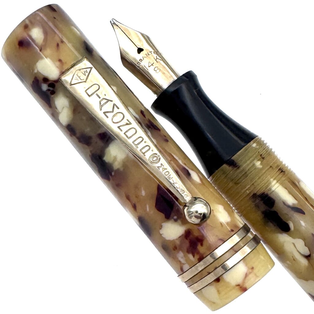 Diamond-Point-Pen-cap-and-nib-close