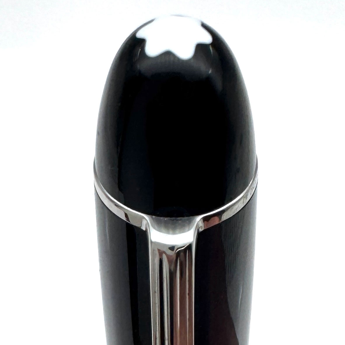 Montblanc Meisterstück 149 Black Platinum - cap top