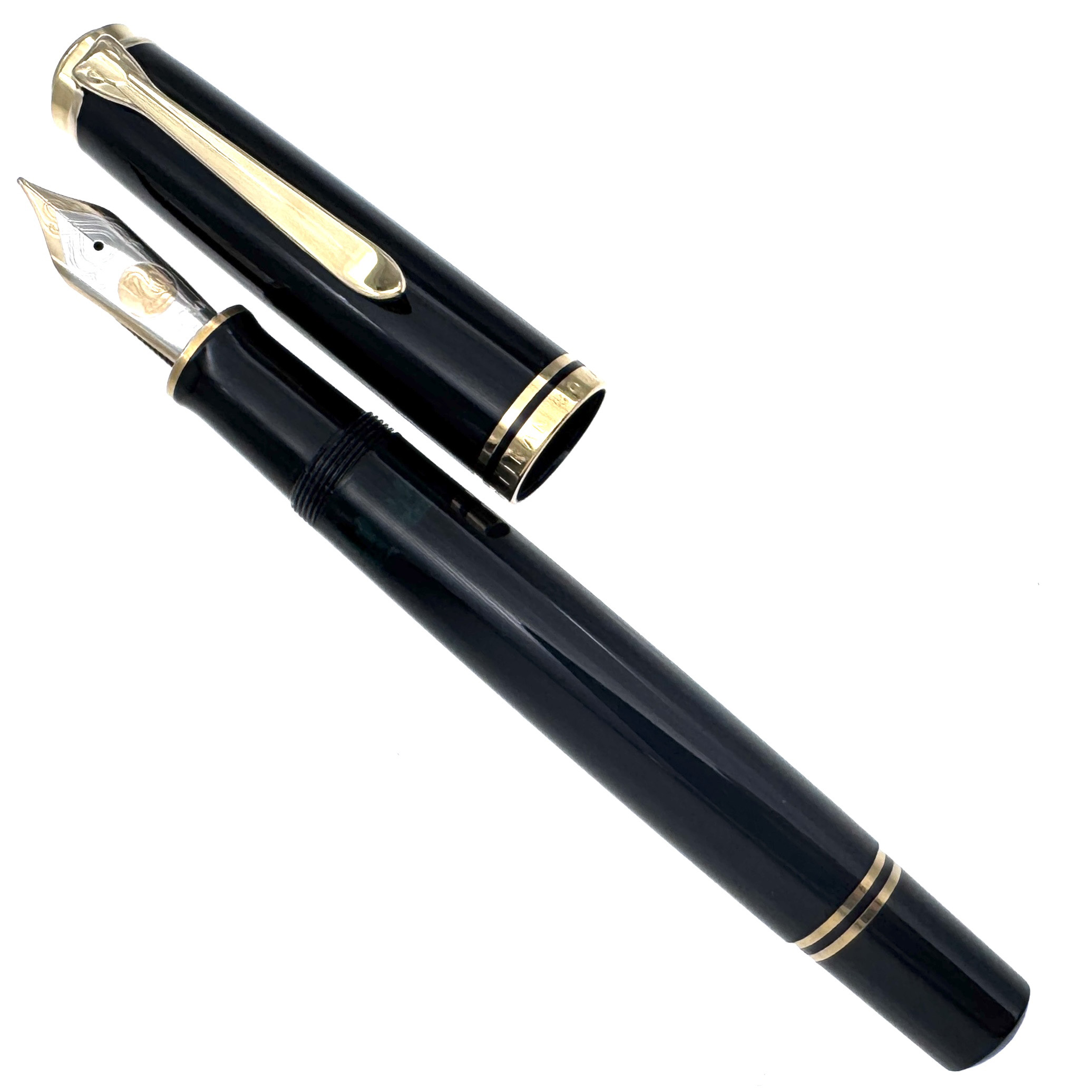 Pelikan-M1000-Souveran-Black-hero-and-cap