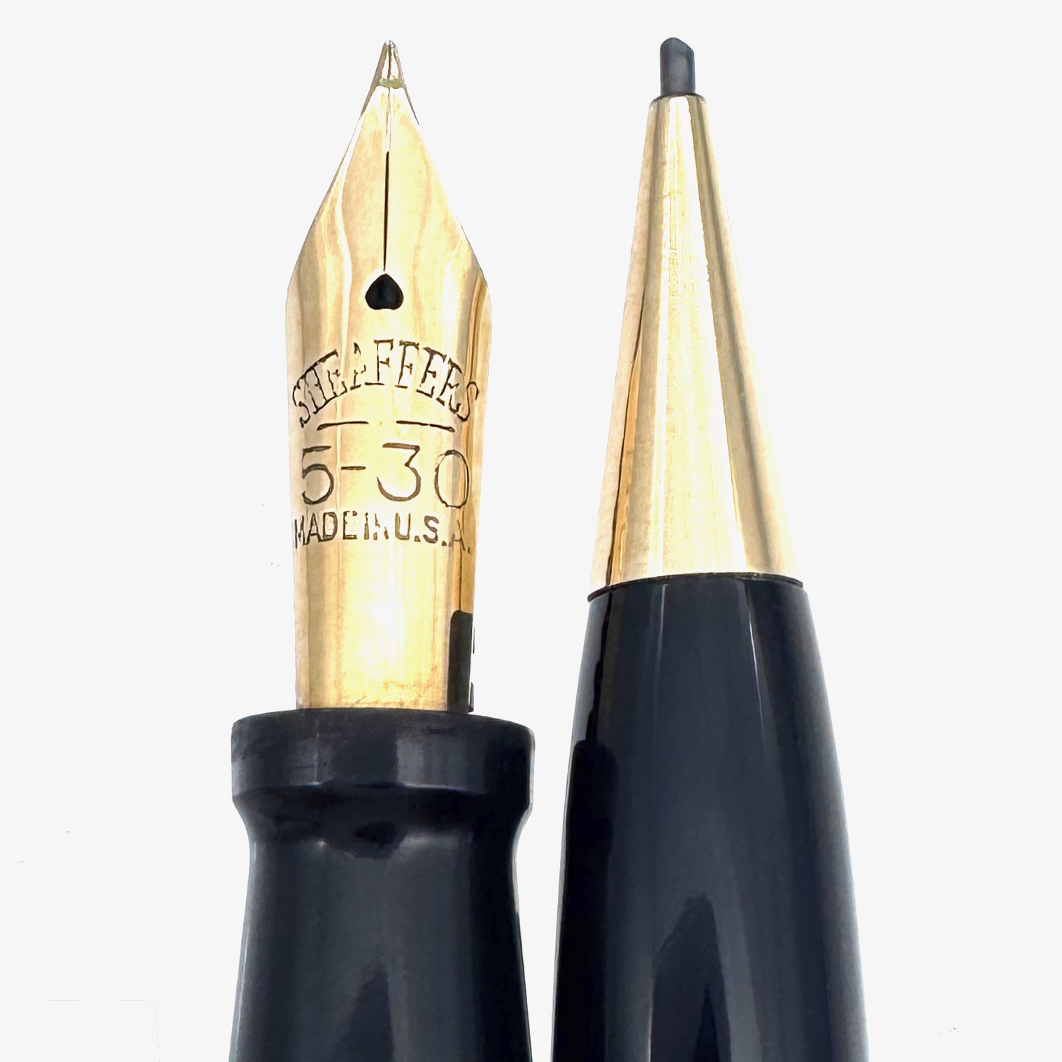 Sheaffers-5-30-Combo-Pen-and-Pencil-close-on-tips