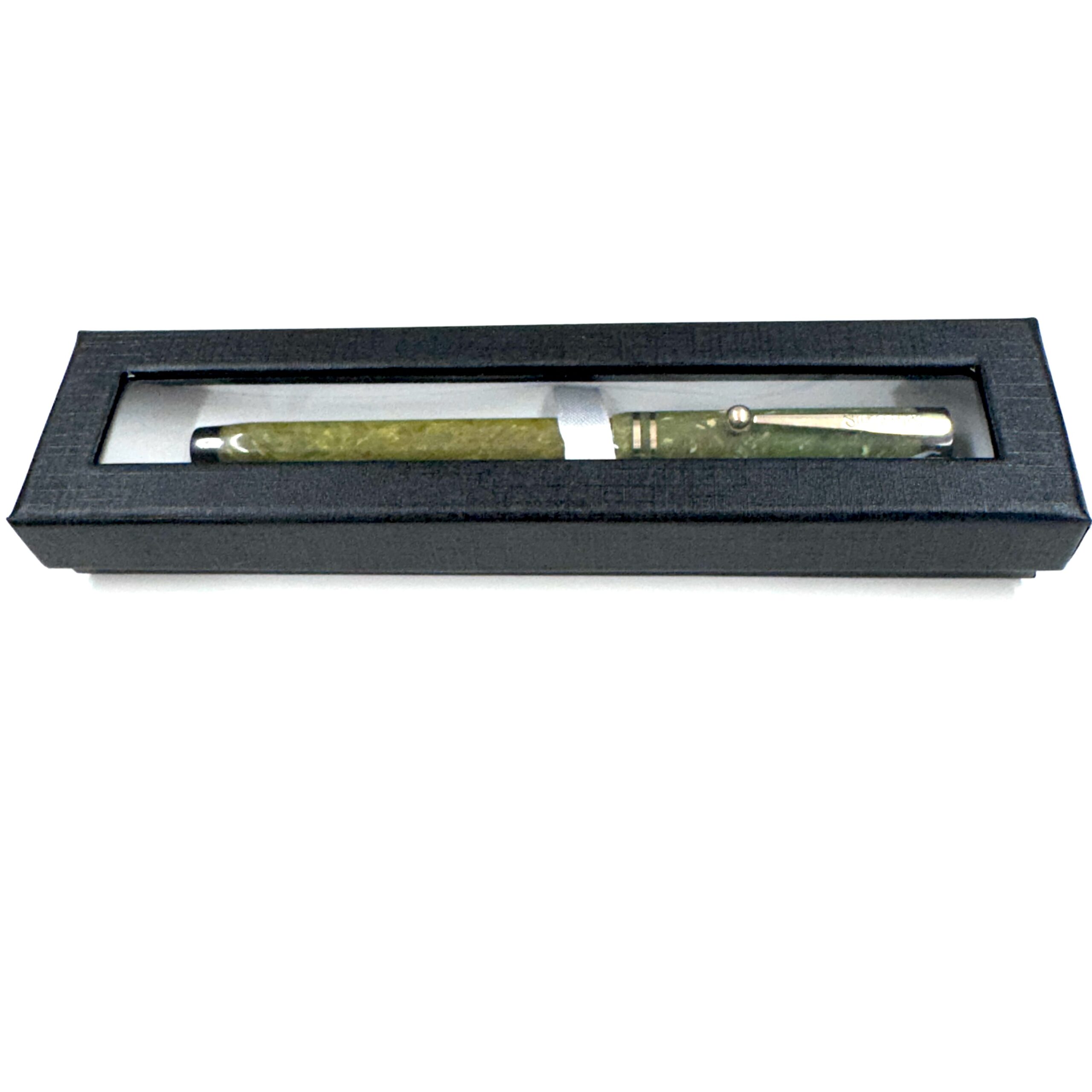 Sheaffer's 5-30 Jade fountain pen in box