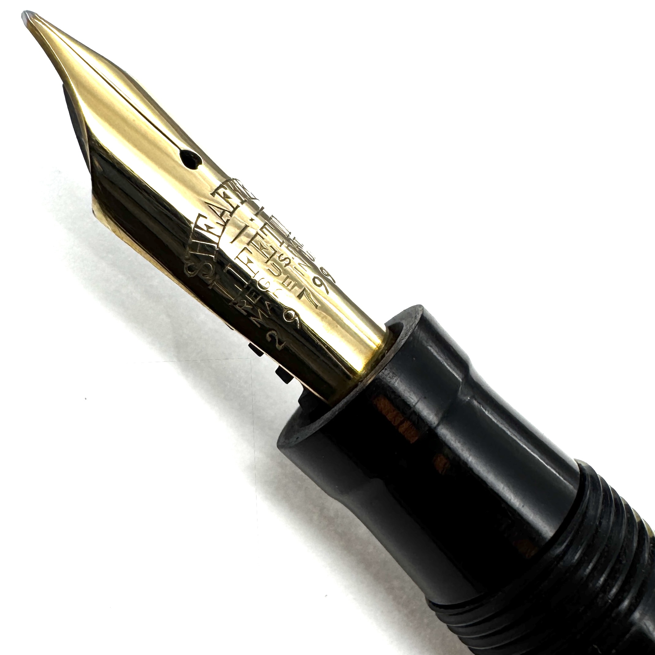 Sheaffer's Lifetime 1930's Black and Pearl - Image 6
