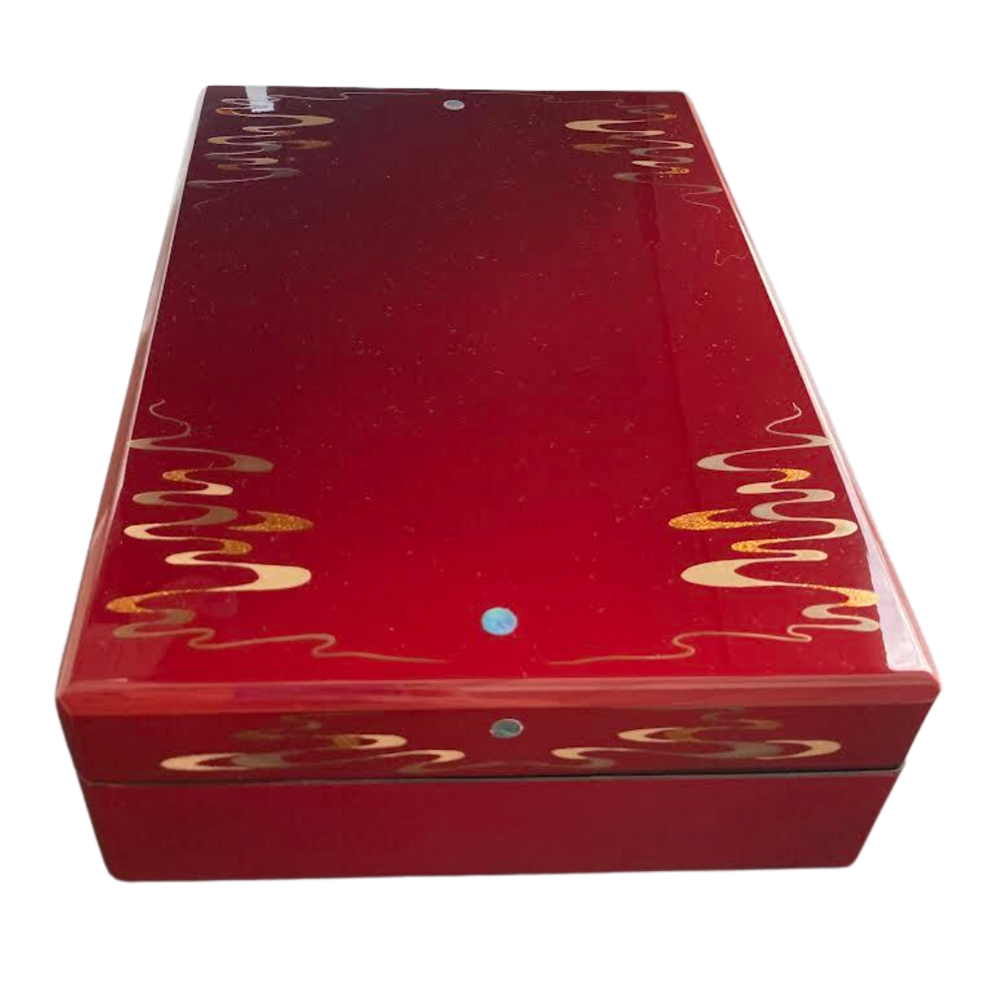 Flowing Waters Shu-Iro Urushi Maki-e Pen Display Case